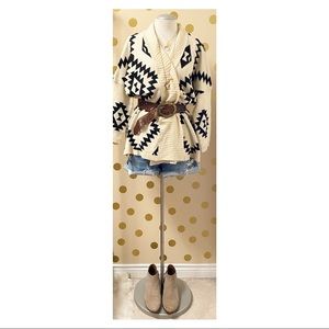 Lulumari - Cardigan Sweater with Aztec Pri…
